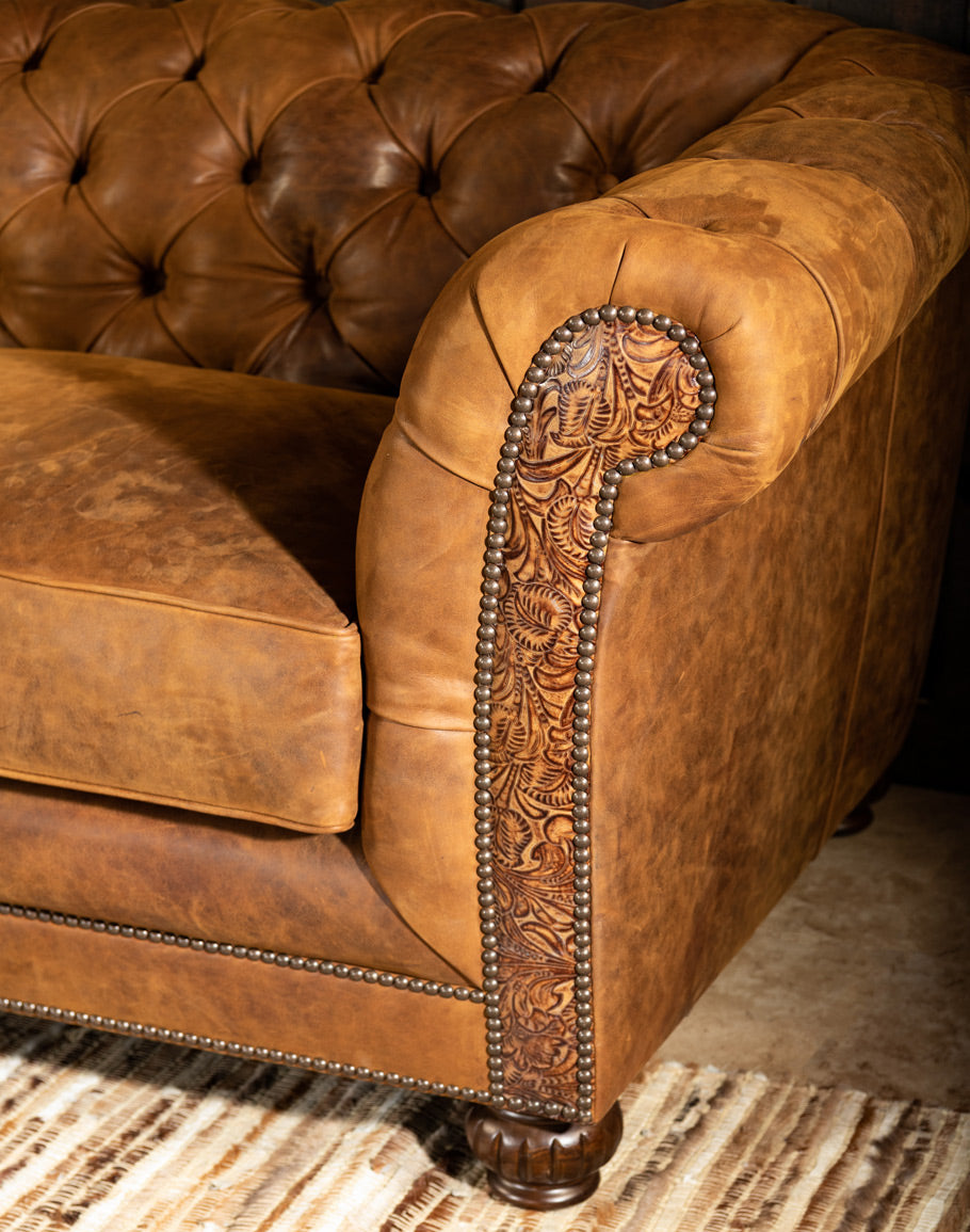Chestnut Dormus 39 Right Chaise Leather Sofa