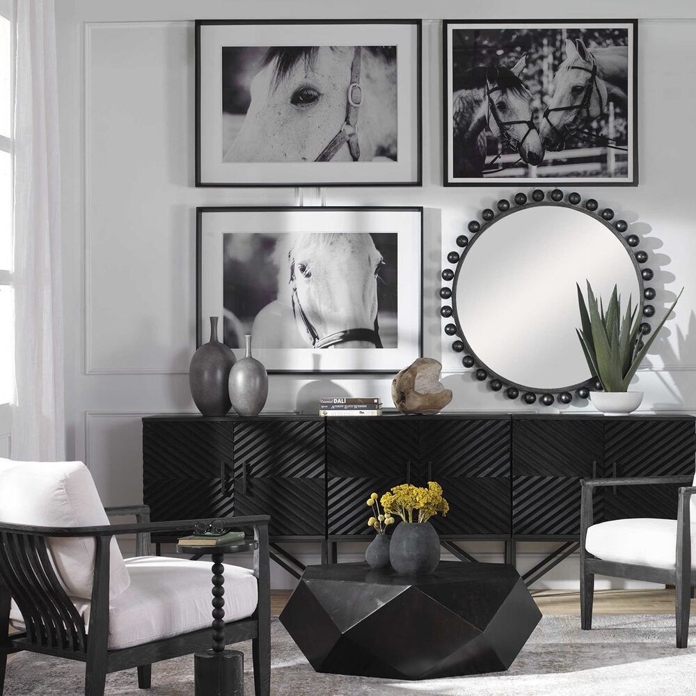 Black-and-white horse portrait for timeless interior décor.