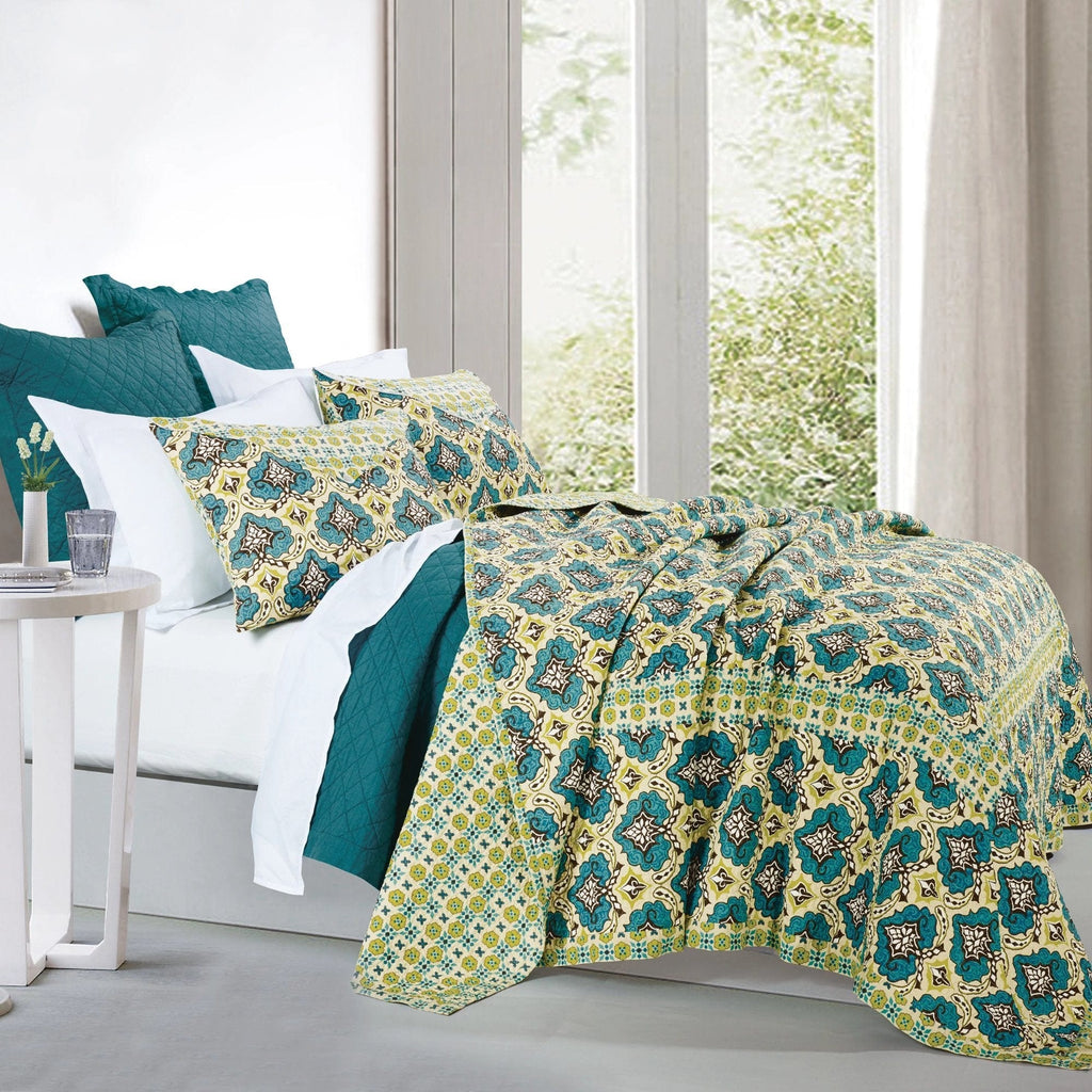 Salado Reversible Quilt Set from HiEnd Accents